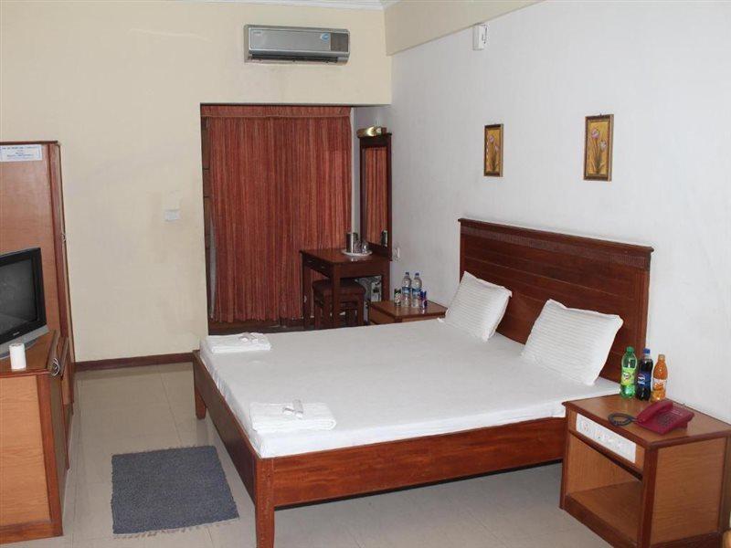 Hotel Chitra Park Tiruchchendūr Eksteriør billede